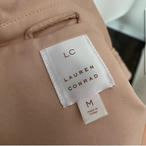 ❤️SOLD ❤️ Lauren Conrad Pink Faux Leather Jacket - Picture 4 of 4